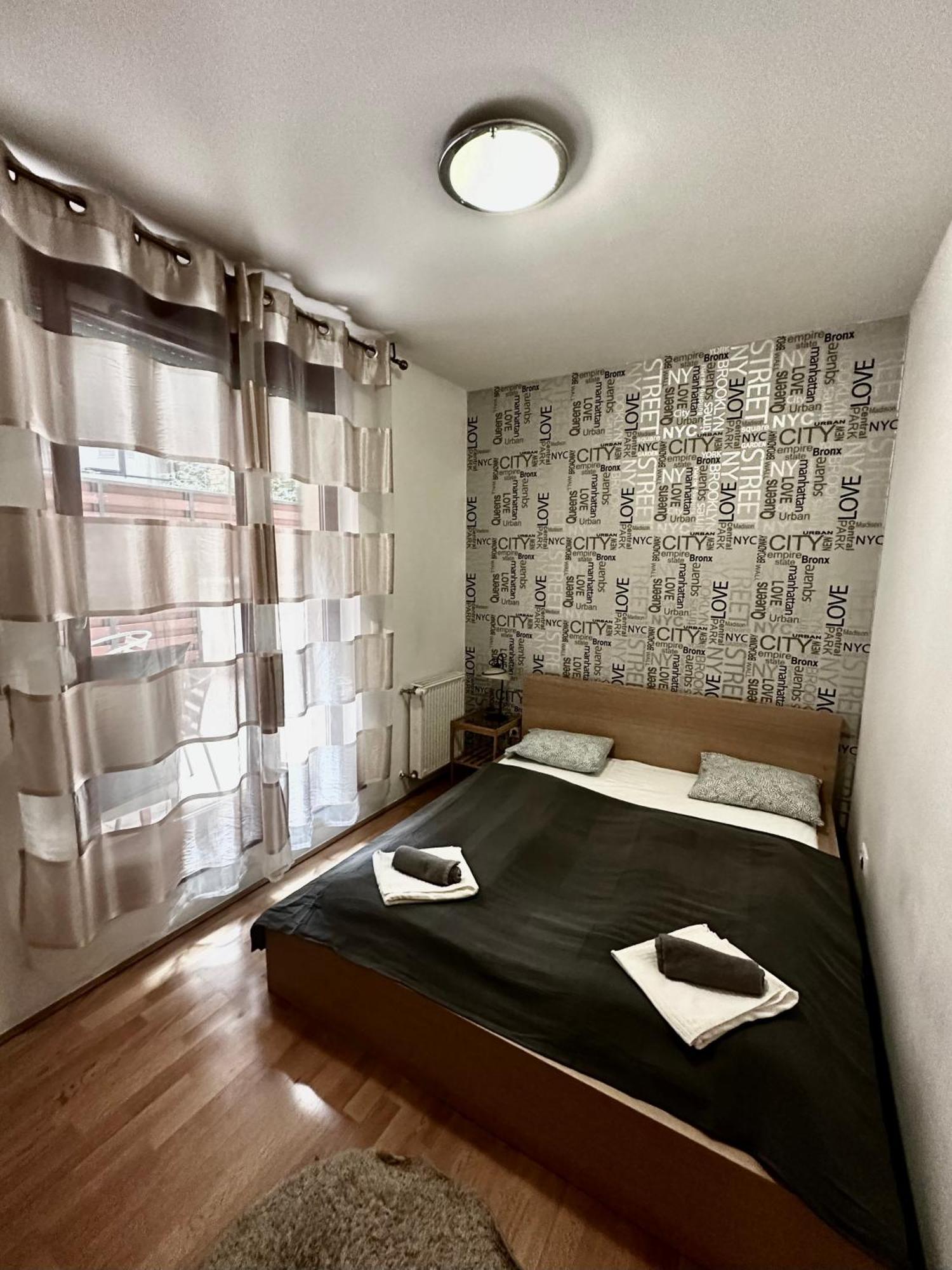 Leda Apartments บูดาเปสต์ ภายนอก รูปภาพ