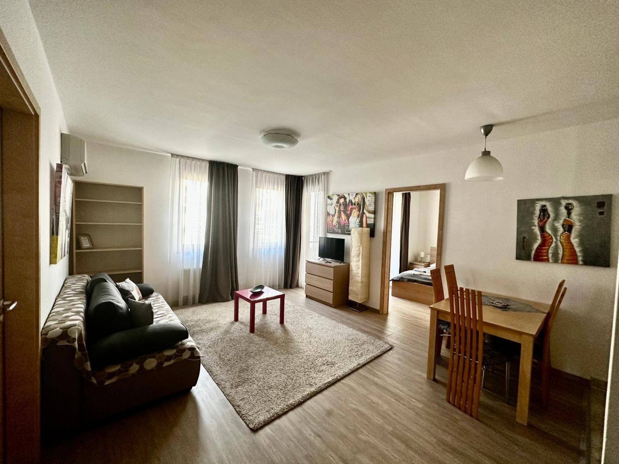 Leda Apartments บูดาเปสต์ ภายนอก รูปภาพ