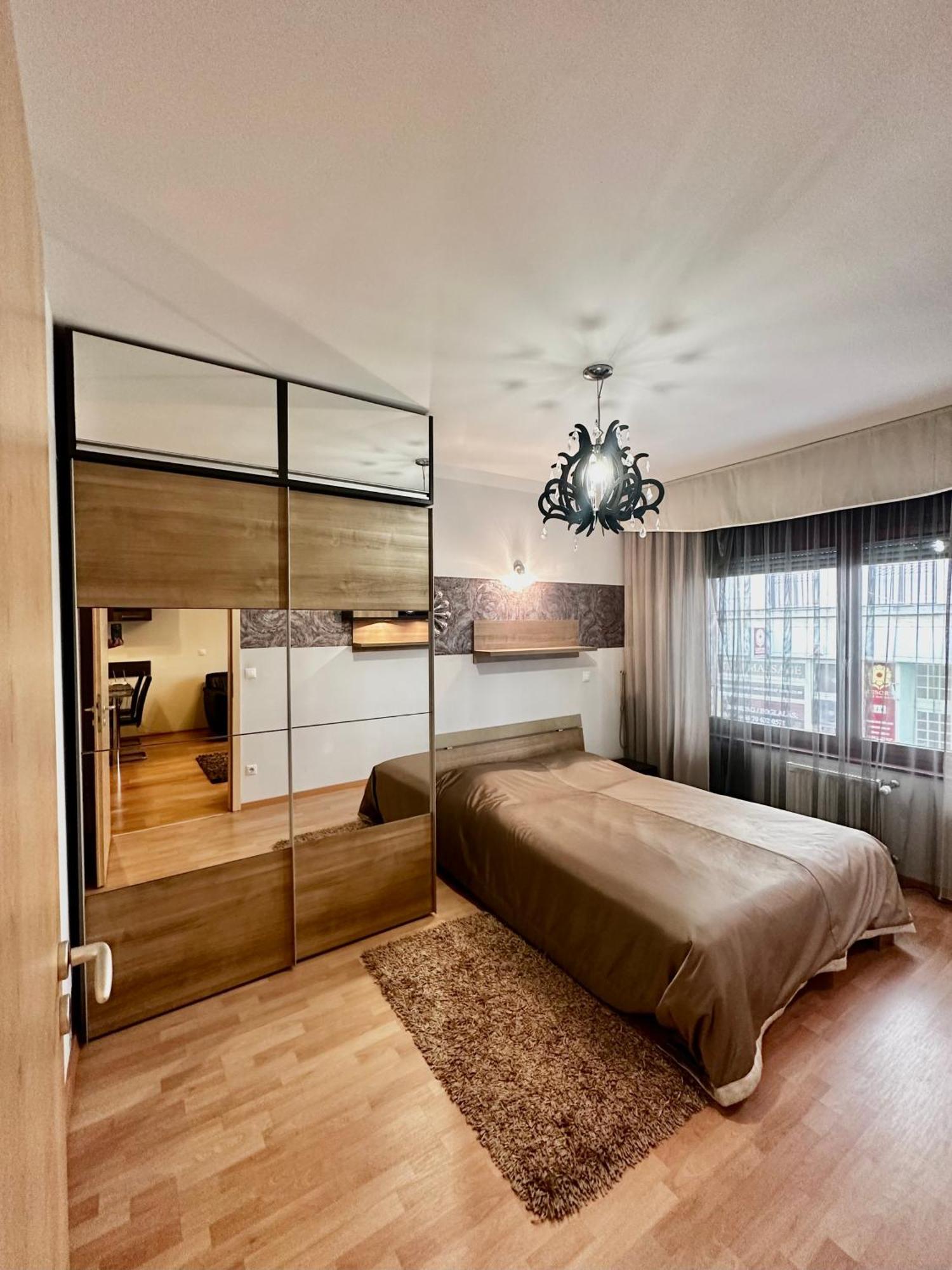 Leda Apartments บูดาเปสต์ ภายนอก รูปภาพ