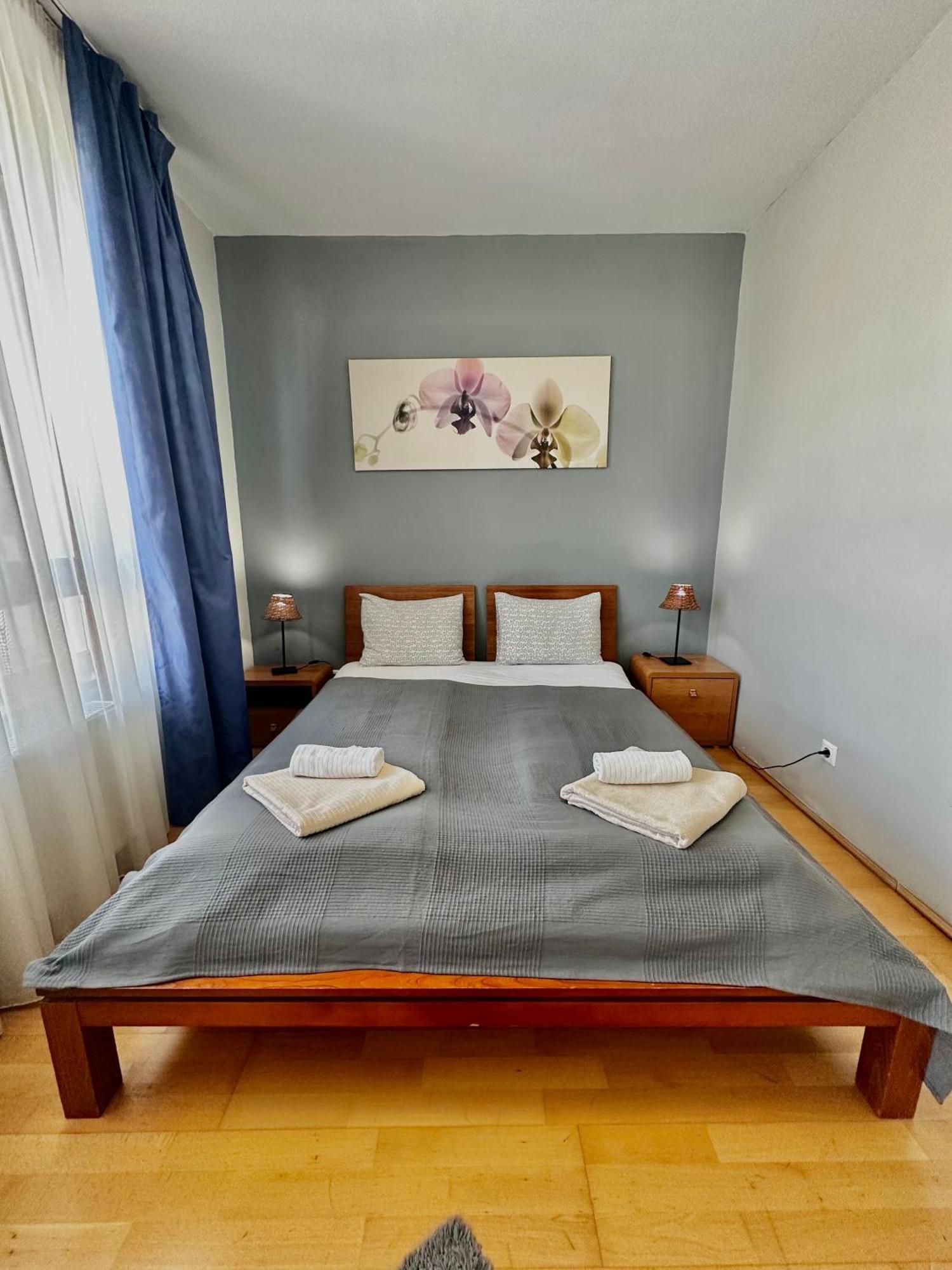 Leda Apartments บูดาเปสต์ ภายนอก รูปภาพ
