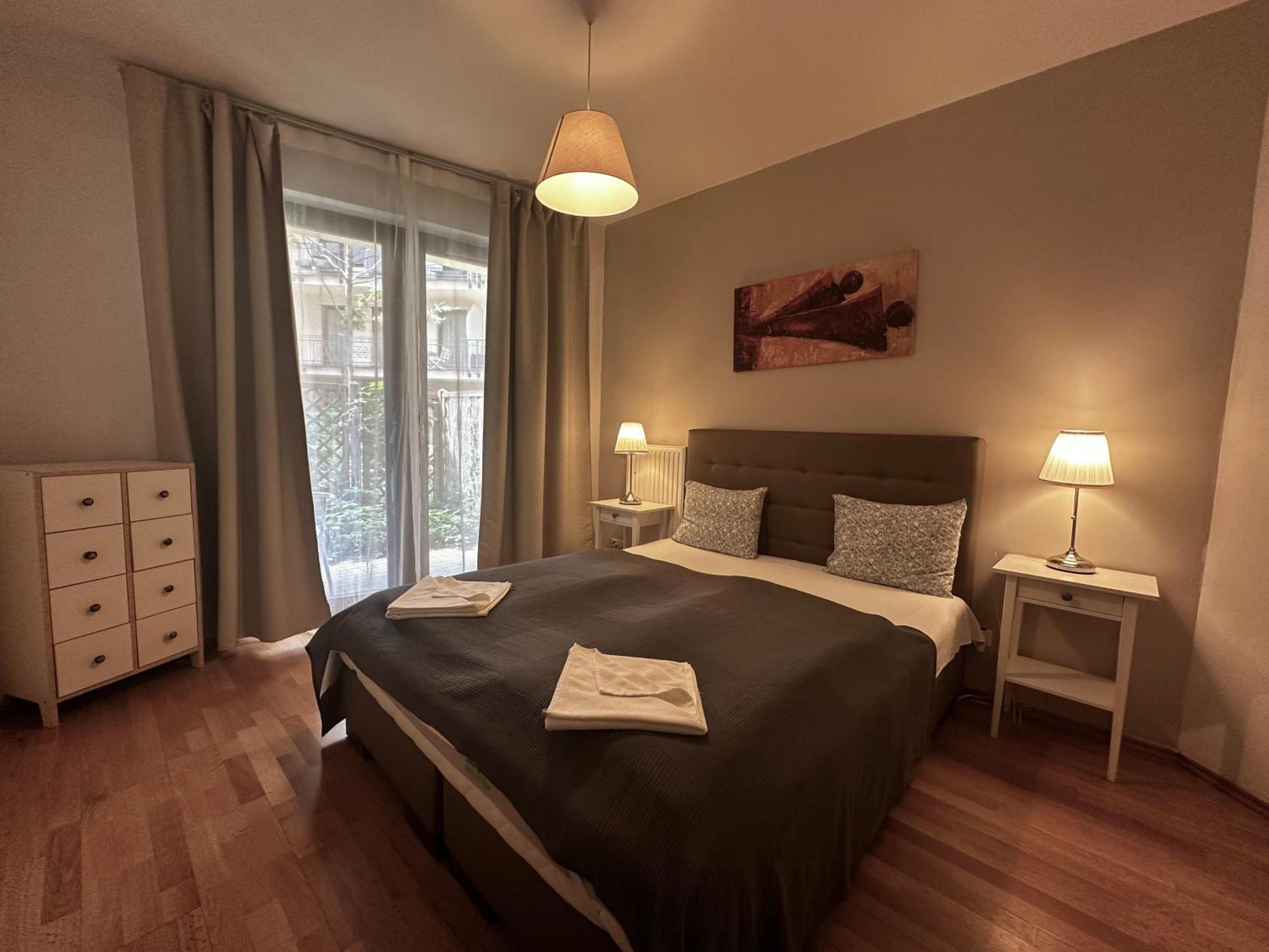 Leda Apartments บูดาเปสต์ ภายนอก รูปภาพ