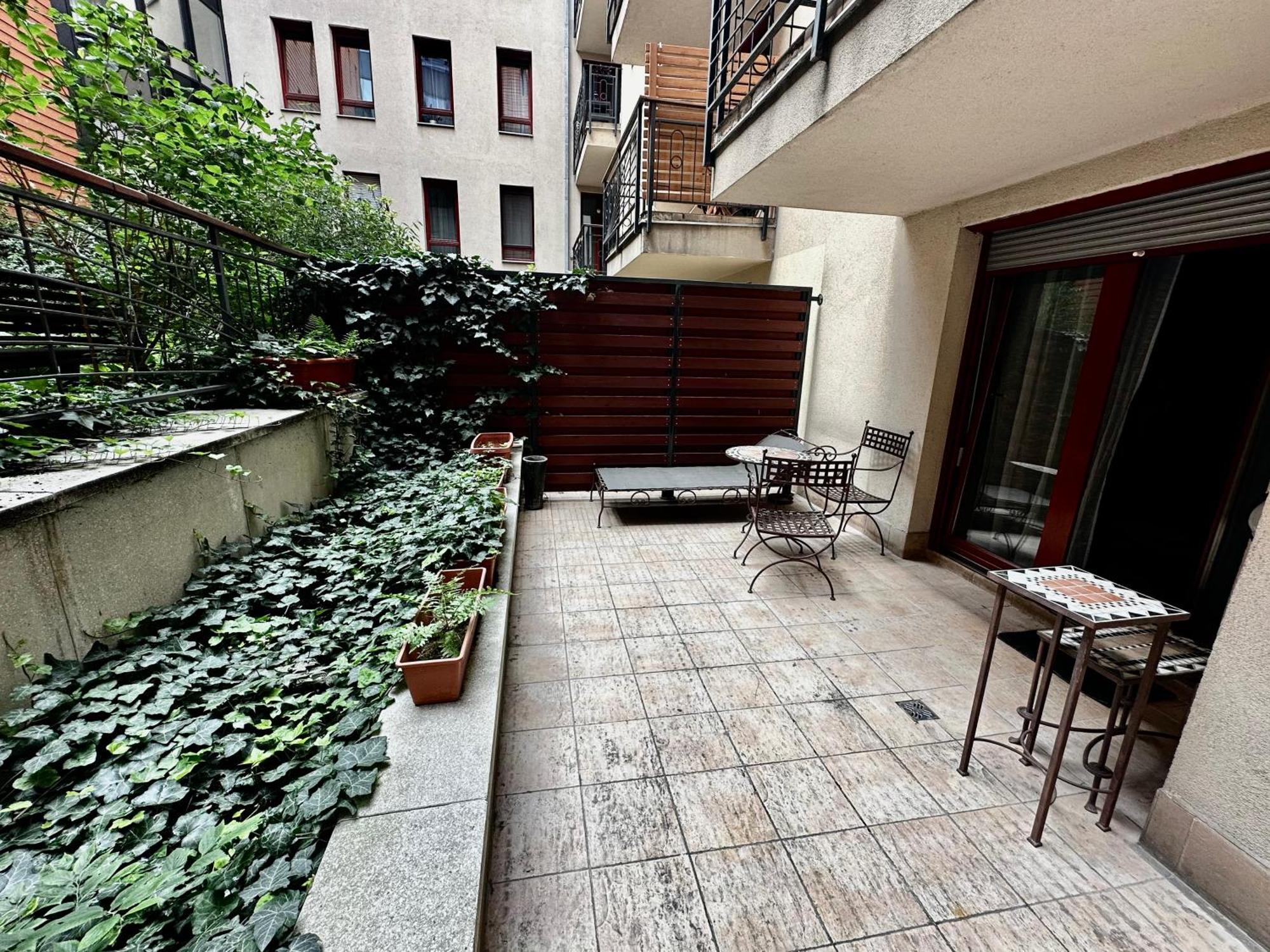 Leda Apartments บูดาเปสต์ ภายนอก รูปภาพ